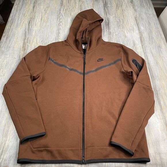 Nike Tech Fleece Jacket - Picture 1 of 3